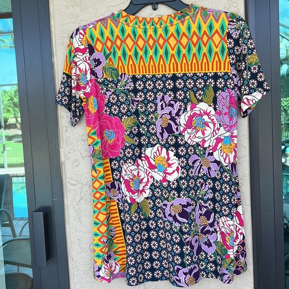 Johnny Was BN w tags top - Picture 4 of 5